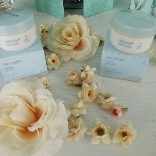 PAKET Wardah day cream dan night cream 30GR