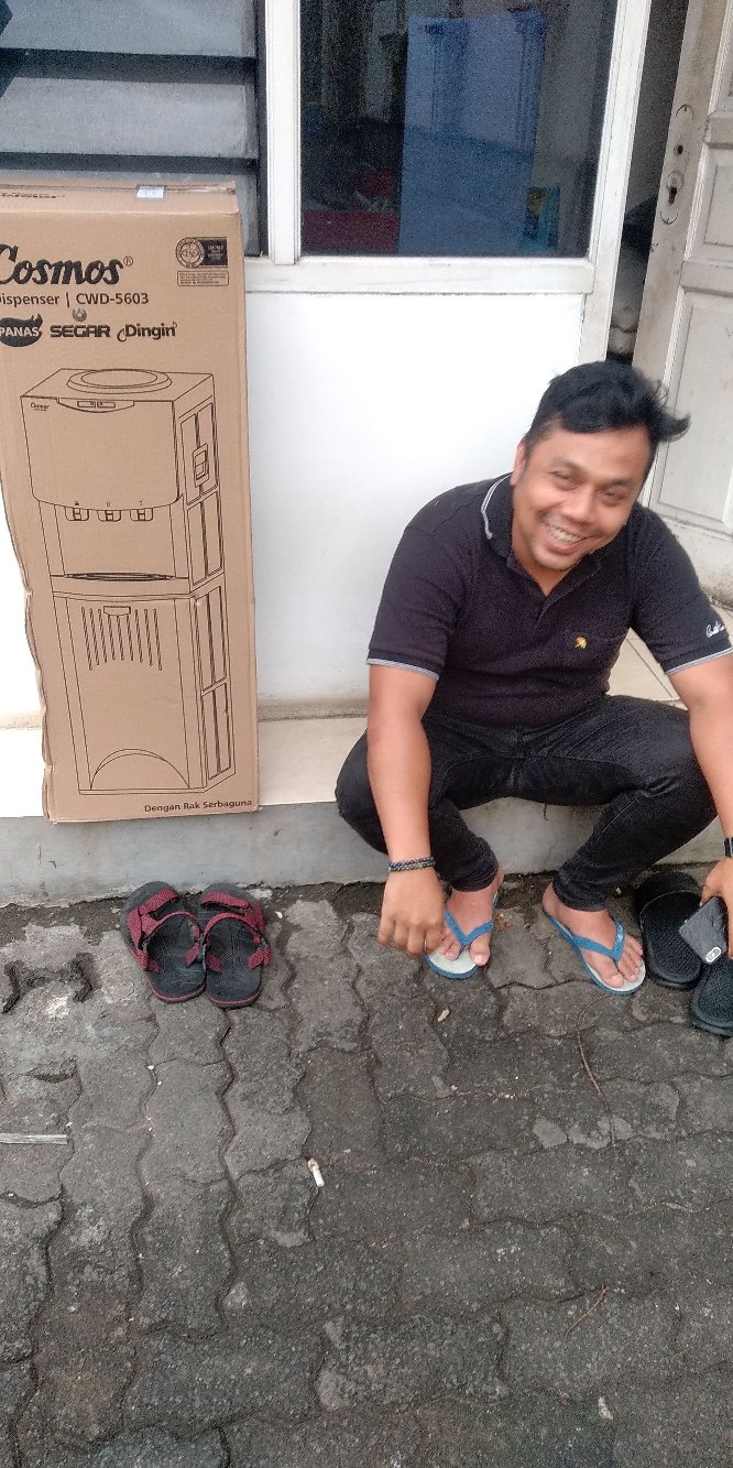 Cosmos Dispenser Tinggi 3 Keran Panas Normaldan Dingin Waterdispenser Cwd5603 Hot And Cool