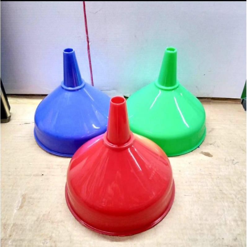 Corong Plastik Besar/ Corong Plastik Warna Murah Besar