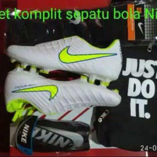 Paket komplit sepatu bola nikke tempo mercurial x termurah sepatu sepakbola hypervenom,promo1212-Putih