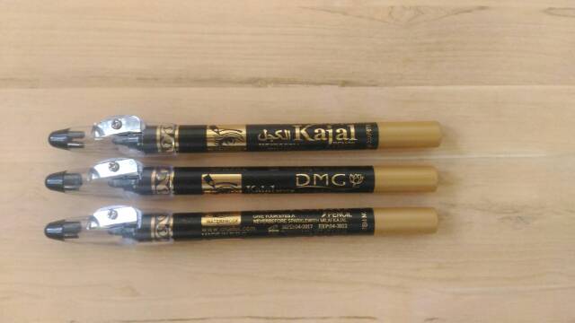 

Celak Kajal Pensil Waterproof Warna Hitam Ada Rautan