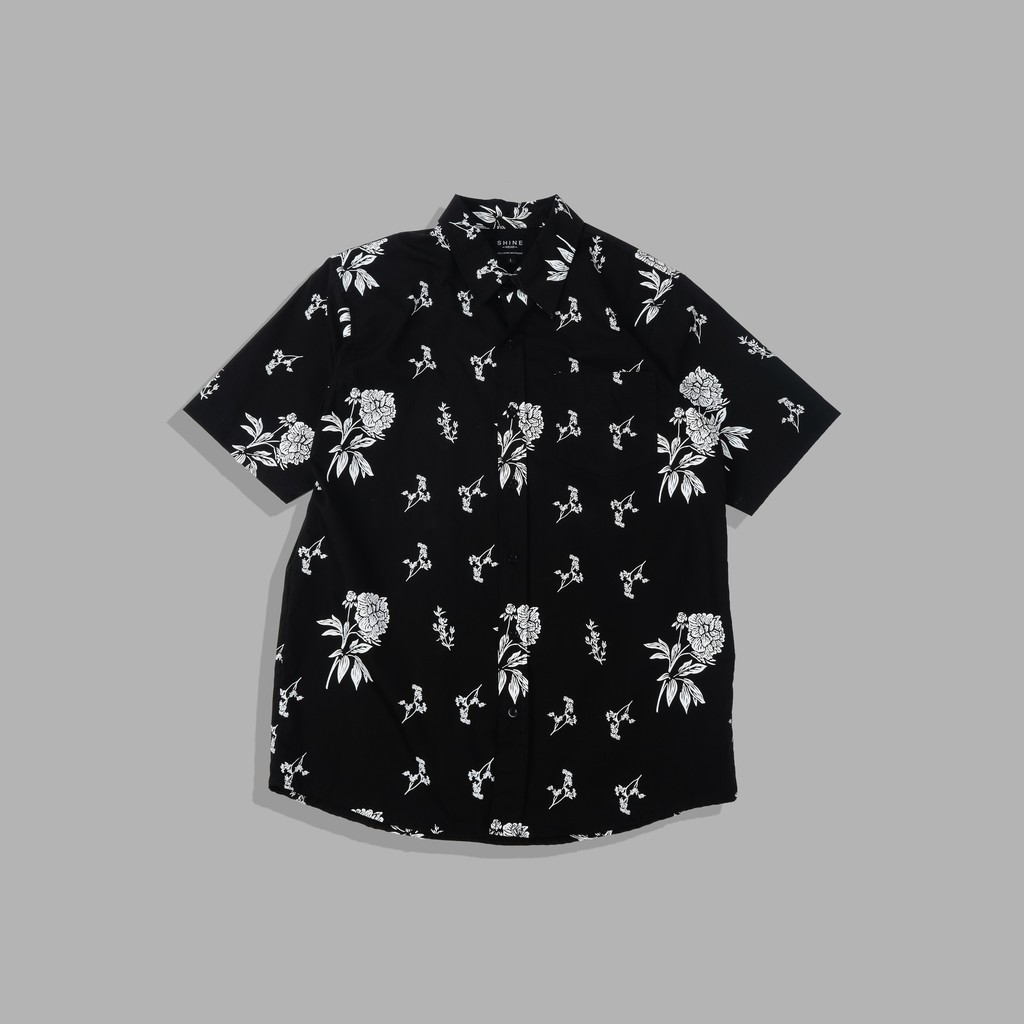 Kemeja Pendek Pria Hitam Fullprint Bunga Mawar Shine