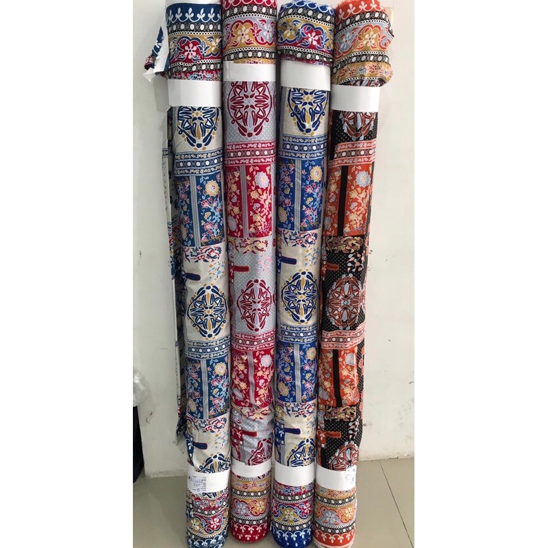 KAIN RAYON MOTIF ETNIK KERAJAAN