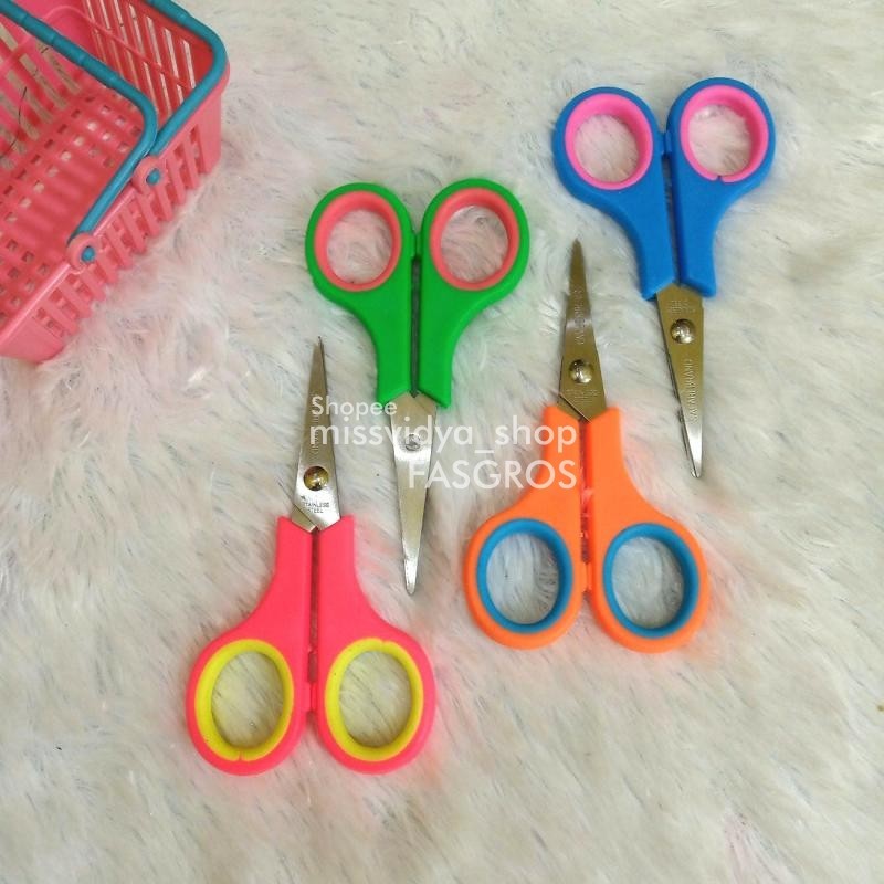 

Gunting Kertas Kecil RTG | ATK