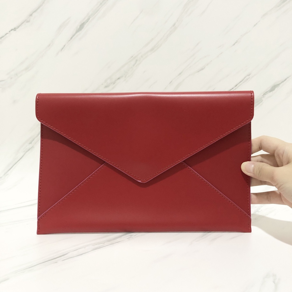ELIZABETH ARDEN Red Pouch Clutch dompet tas kosmetik makeup bag make up case