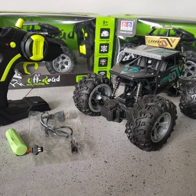 RC Car Off Road Rock Climbing - Mainan 