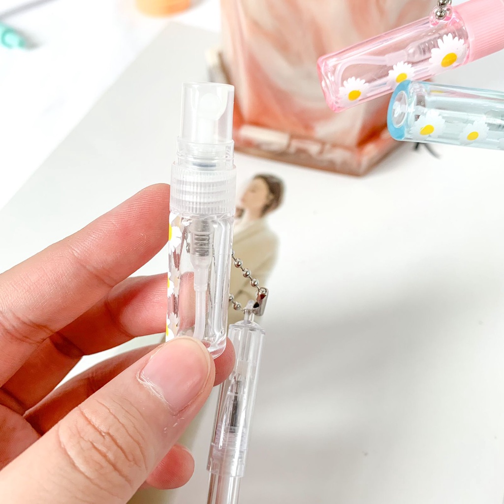 GROSIRAN 4 8 12 PCS PULPEN GANTUNGAN BOTOL PARFUM DECANT BOTOL KOSONG SPRAY PENA PEN MAINAN ISI ULANG UNIK LUCU-2