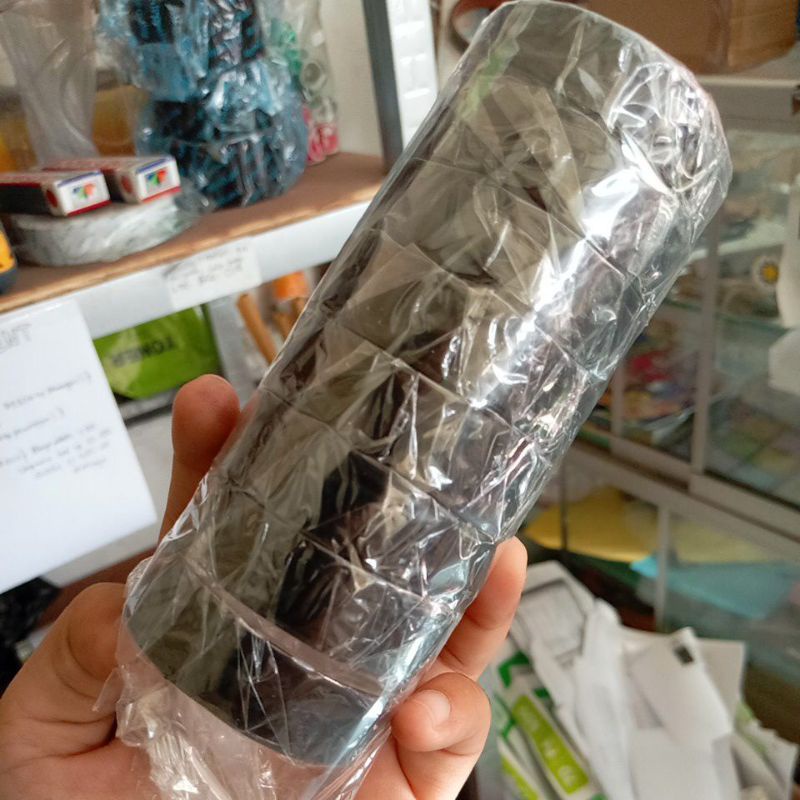 

solasi Hitam kecil