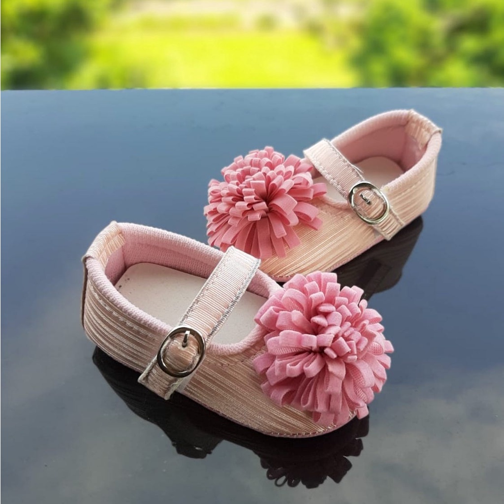 TOKOERS PRP05 Sepatu anak bayi perempuan umur 1 - 12 bulan motif Bunga rajut bahan lembut