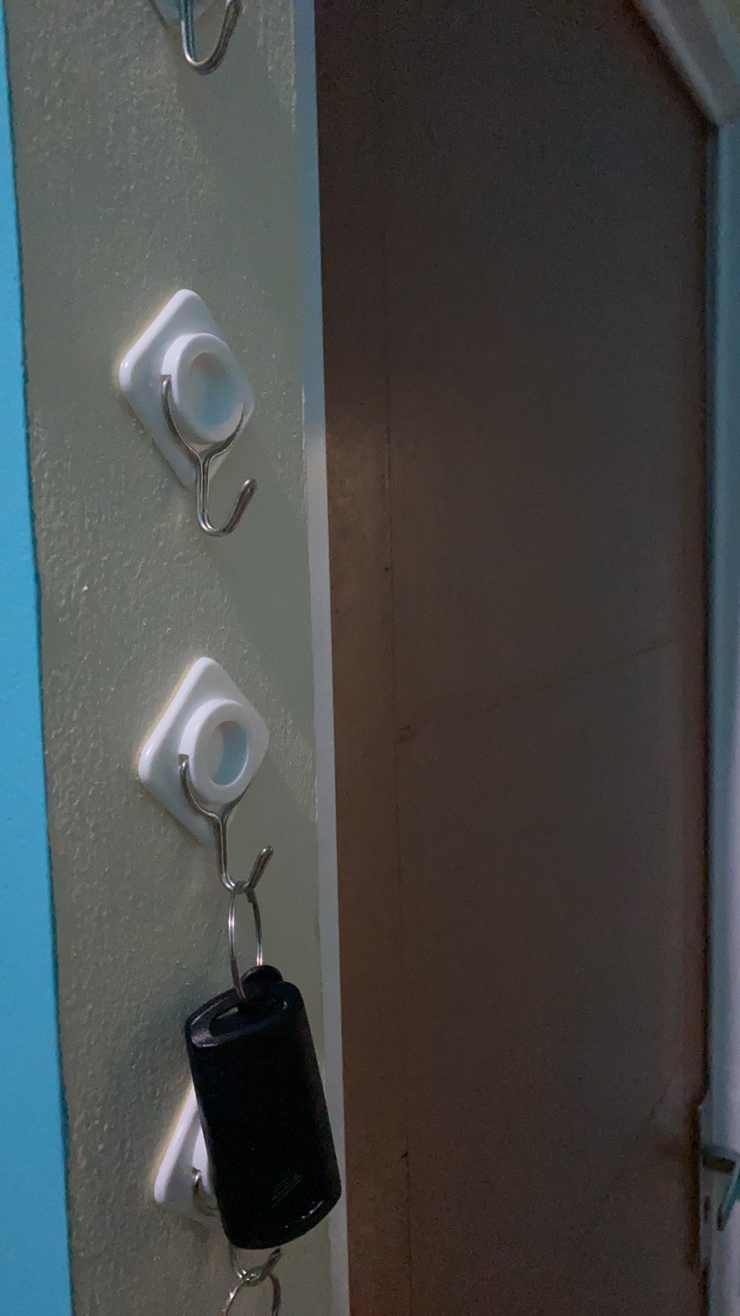 2sh Gantungan Hook Bulat Polos Tempel Tembok Wall Hook Stiker Dinding Kail Tempel Kuat Serbaguna