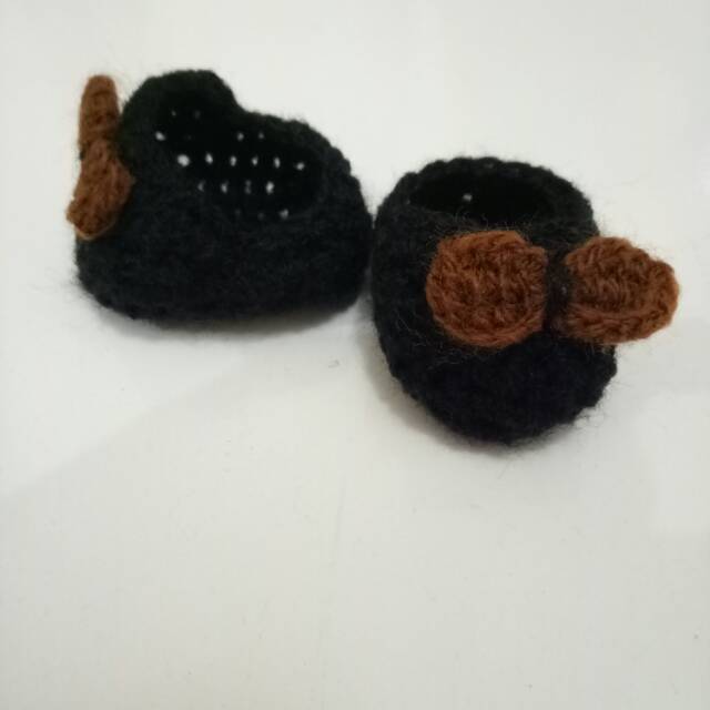 Sepatu rajut buat boneka mellchan home made