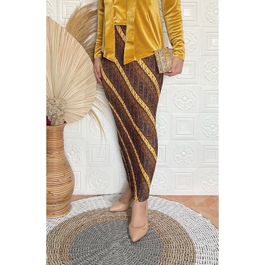 Termurah !! Rok plisket NO WIRU PRODUKSI SENDIRI. ready / rok span / rok plisket / rok batik / rok kondangan-Parang strip kuning