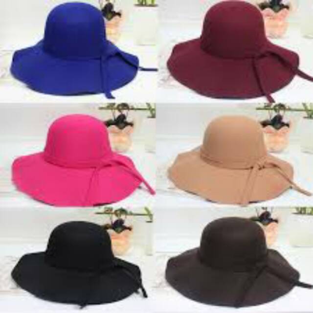 Topi pantai floppy hat