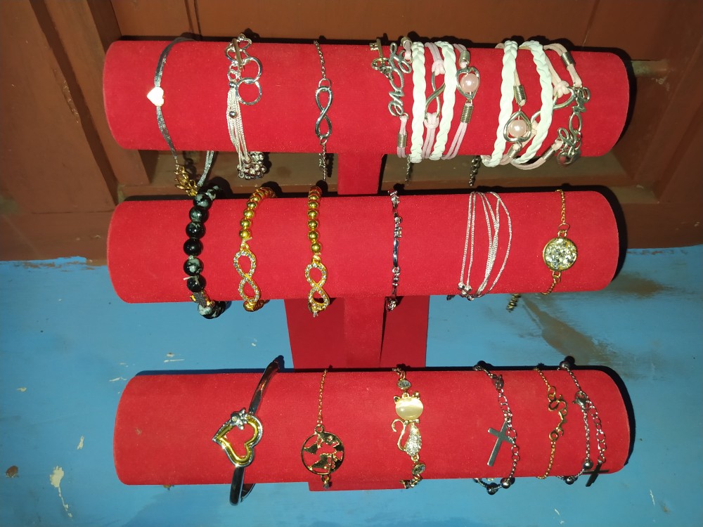 Stand Holder Display Anting Bahan Plastik Dengan 48 Lubang