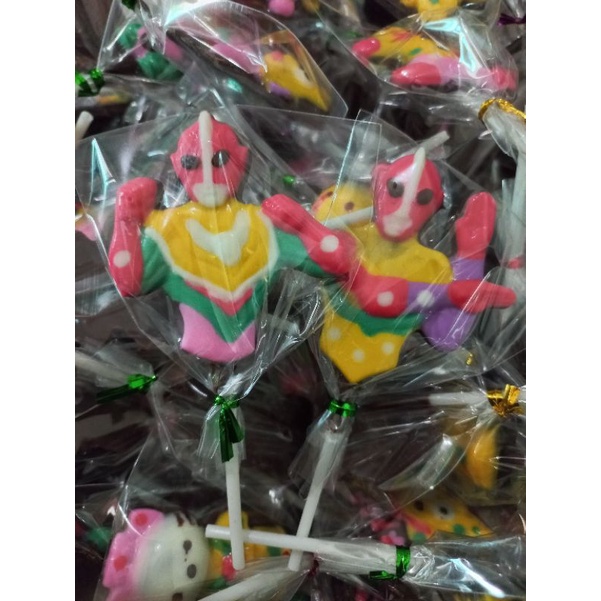 

coklat karakter ultramen 25pcs