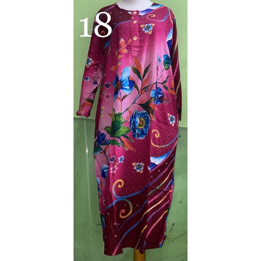 DASTER PENDEK LENGAN 3/4 LD 115CM KENCANA UNGU LABEL BIRU-18