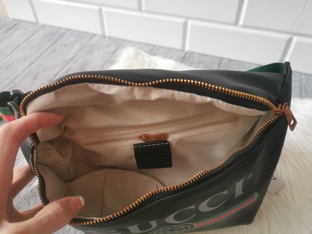 Waistbag Wanita kwalitas super premium ada no serinya waistbag pria dan wanita import