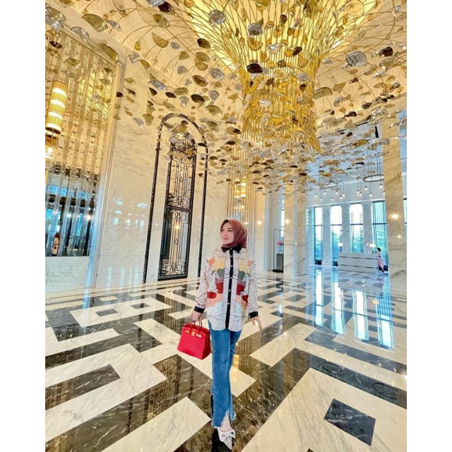 kemeja motif shellasaukia