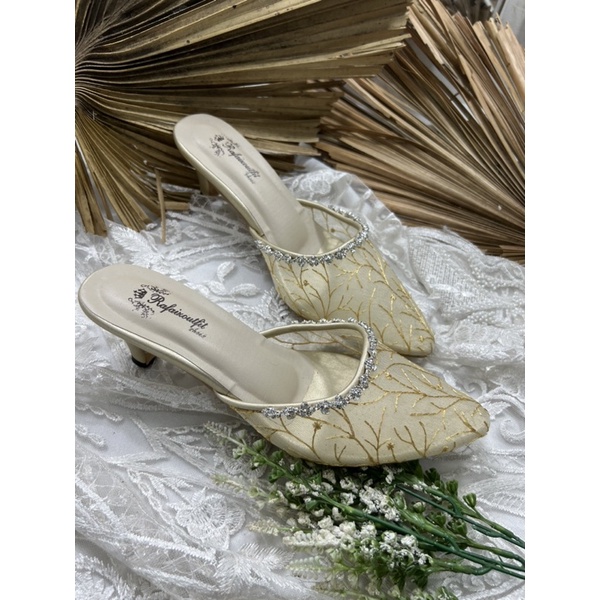 sepatu pesta wanita gold asesoris cantik 5cm lancip