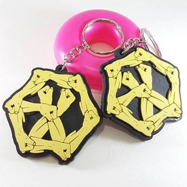 Gantungan kunci exo power kpop keychain