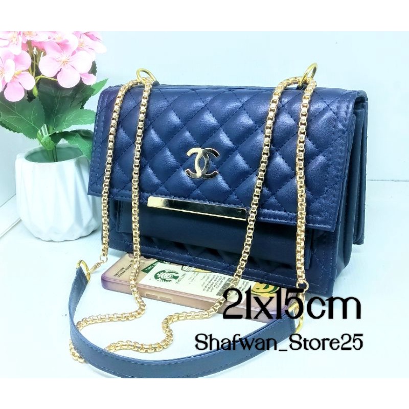 Tas Wanita//Selempang wanita kekinian //Fashion Wanita//Tas Behel Cantik //#tas #taslokal #tasmurah #tasgrosirmurah #taswanita #tastanganpertama #tasfashion #taspaket #taspaketan #tascewek #tasselempang #slingbag  #taspinggang#slingbag #taswanitagaya