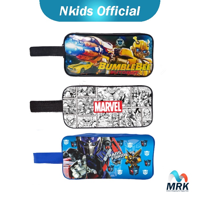

Tempat Pensil Anak Laki-laki Motif Full Print