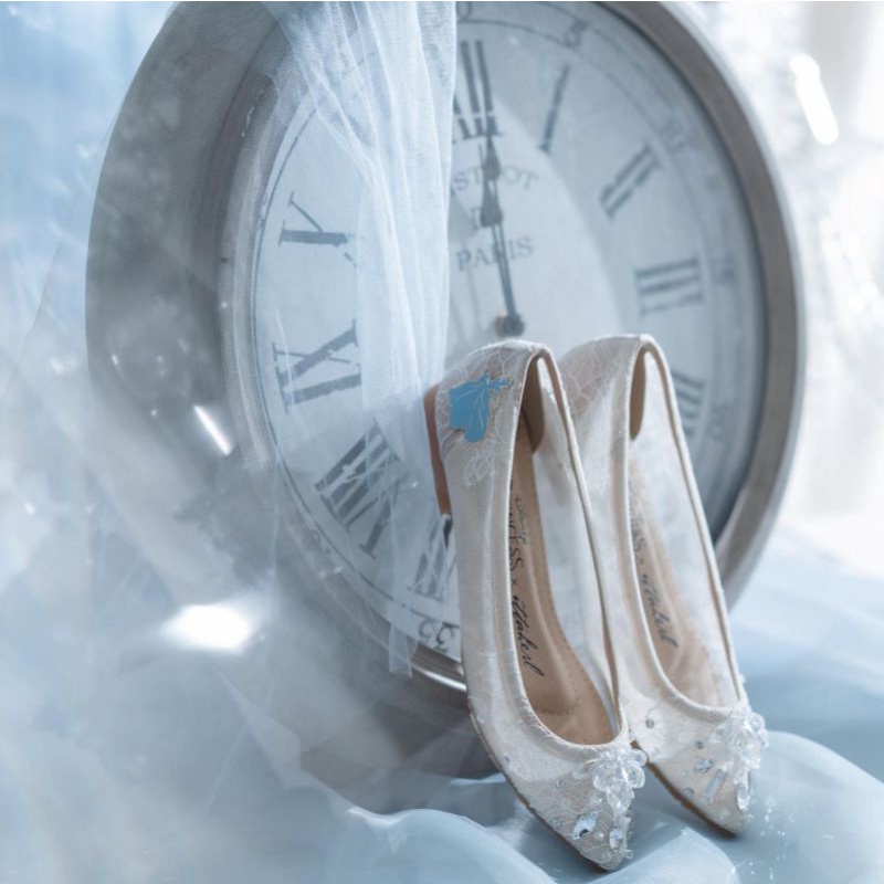 Ittaherl x Cinderella Maxi Pointy Cloud Size 40 | Disney