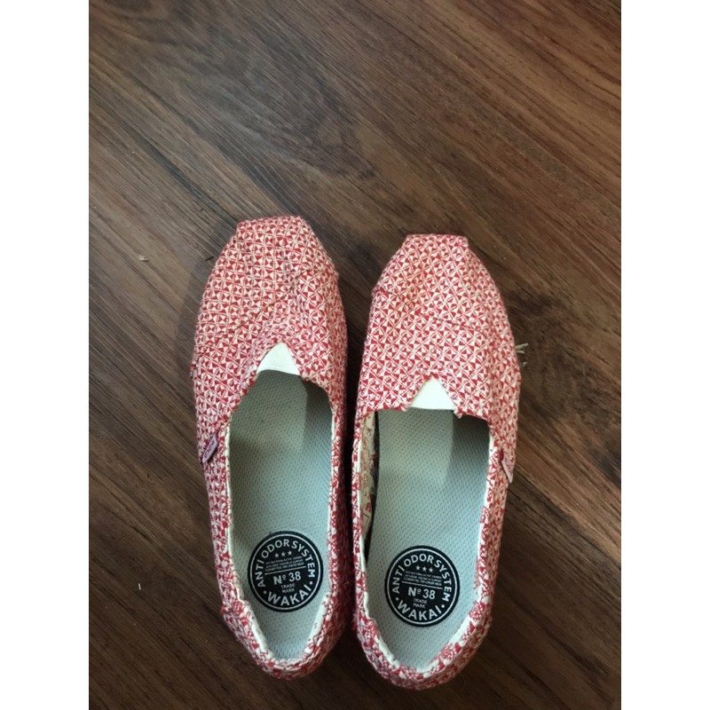 Preloved Sepatu Wanita Wakai