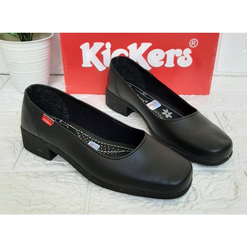 pantofel kickers cewek kulit