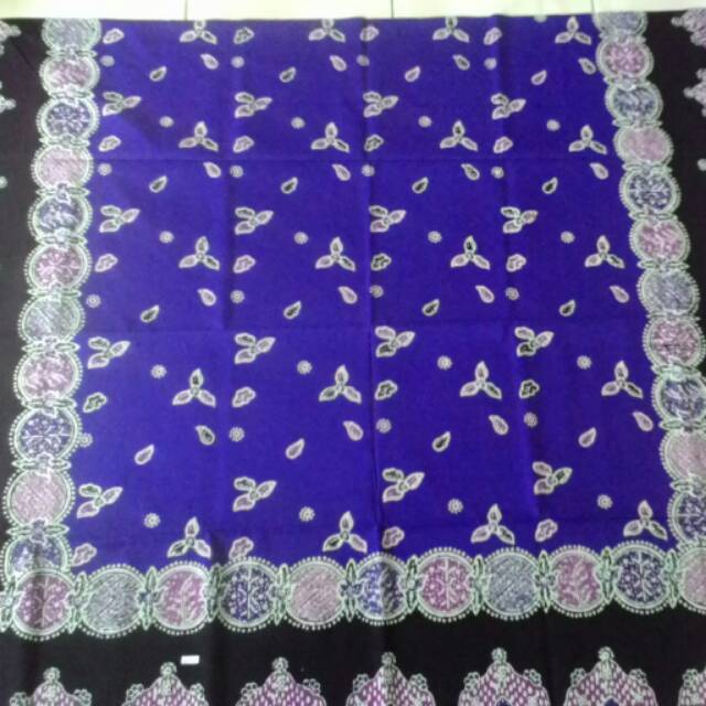 Batik cap khas paoman indramayu motif bokong semar Batik cap khas paoman indramayu motif bokong semar