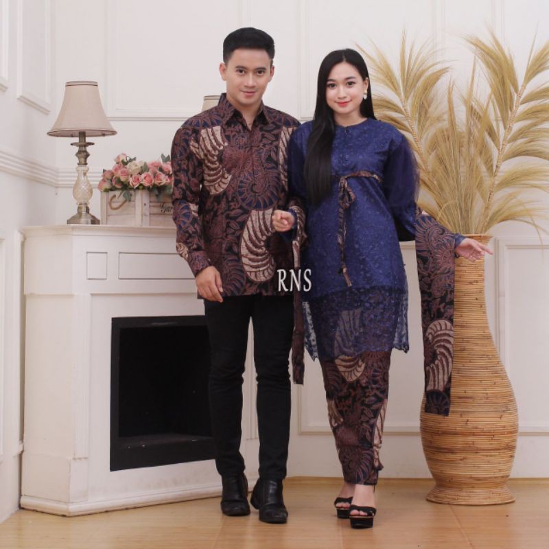 COUPLE KEBAYA BRUKAT MODERN