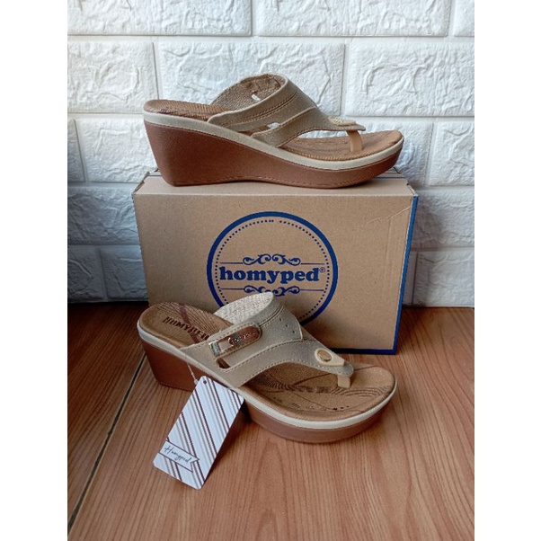 SANDAL WEDGES HOMYPED WANITA SANDRA N71