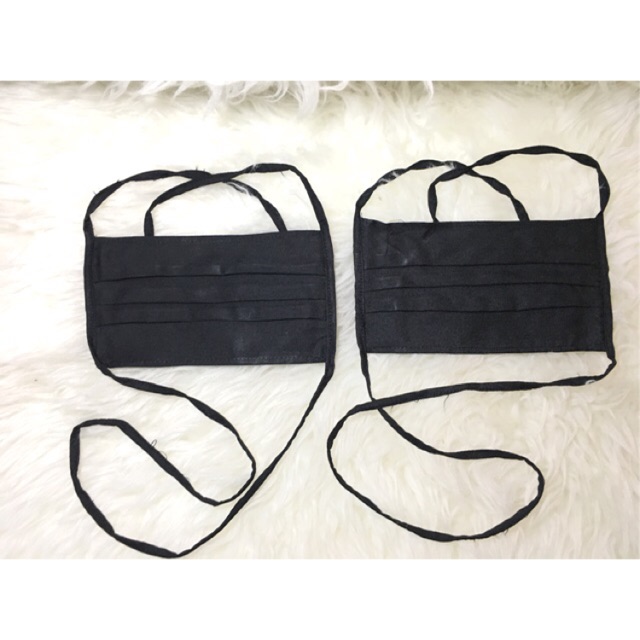 MK01 Masker Kain Hijab Warna Hitam