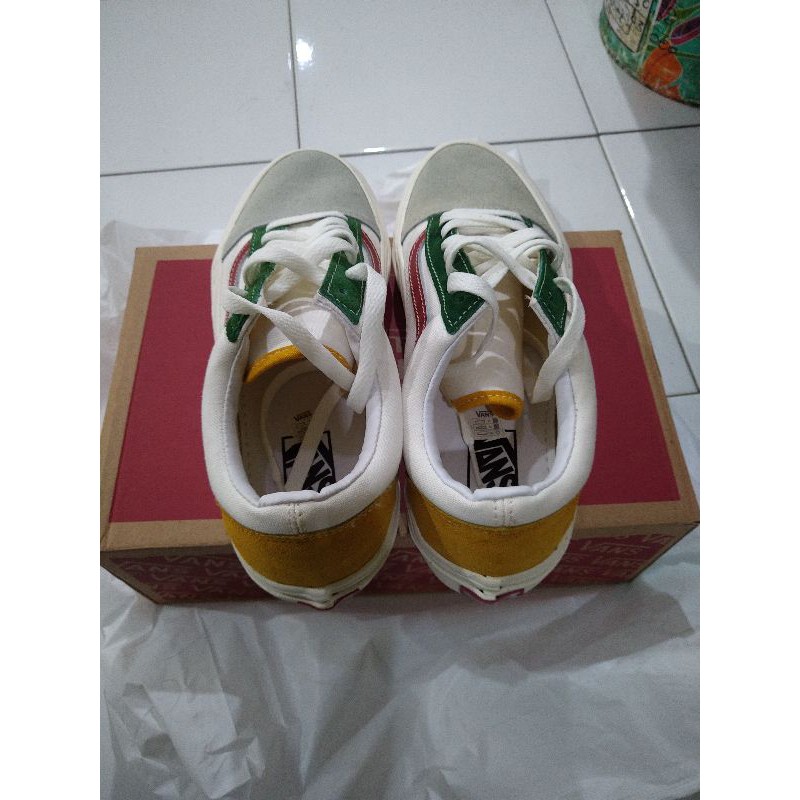 Sepatu Vans Premium