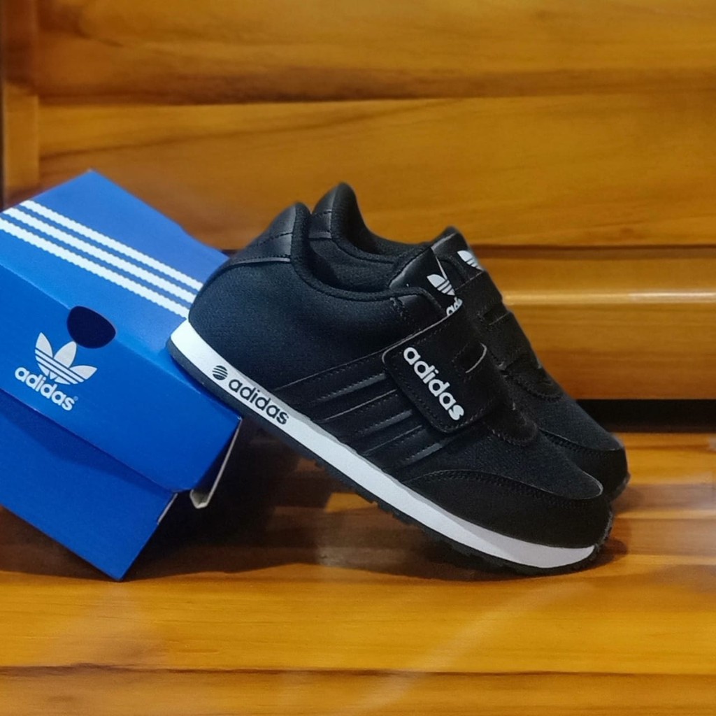 sepatu sekolah anak laki laki sepatu sekolah anak perempuan sepatu sneaker sepatu fashion anak sepatu running anak