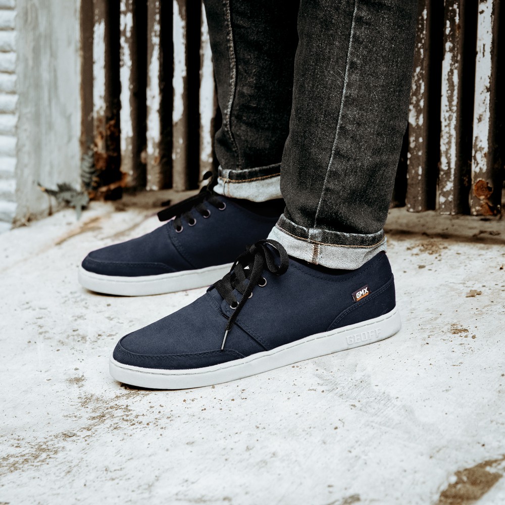 Sepatu Kets Sneakers AUTHENTIC NAVY WHITE Geoff Max Original