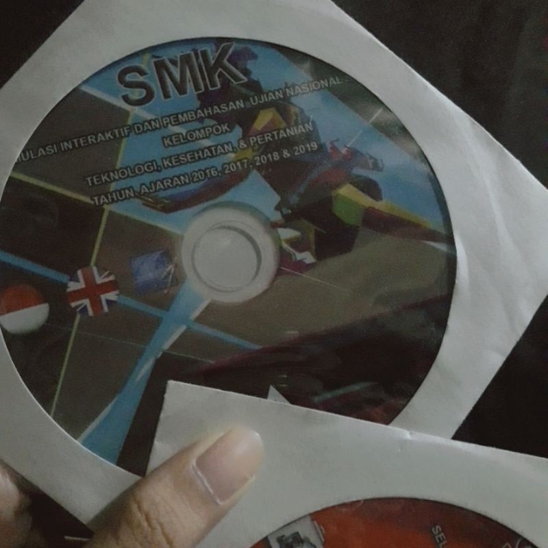 preloved buku SBMPTN 2016 &amp; pembahasan/ preloved CD soal UTBK &amp; SBMPTN 2016-2019 &amp; pembahasan