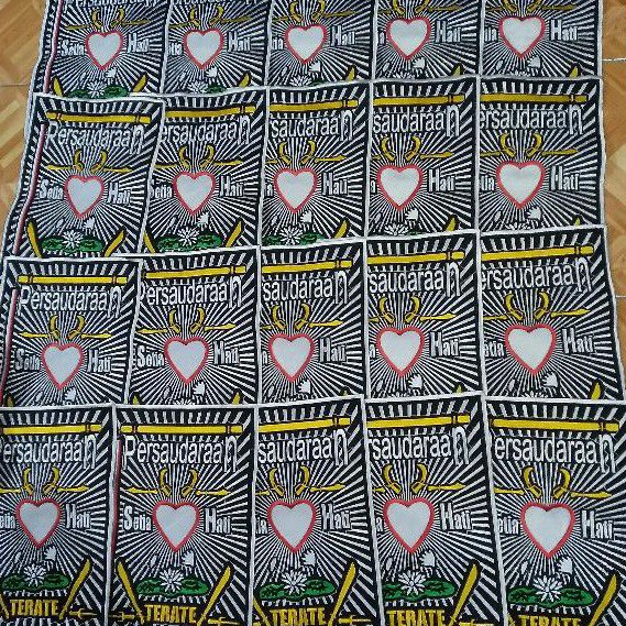 Bed PSHT  LAMBANG KELUARGA BESAR TERATE