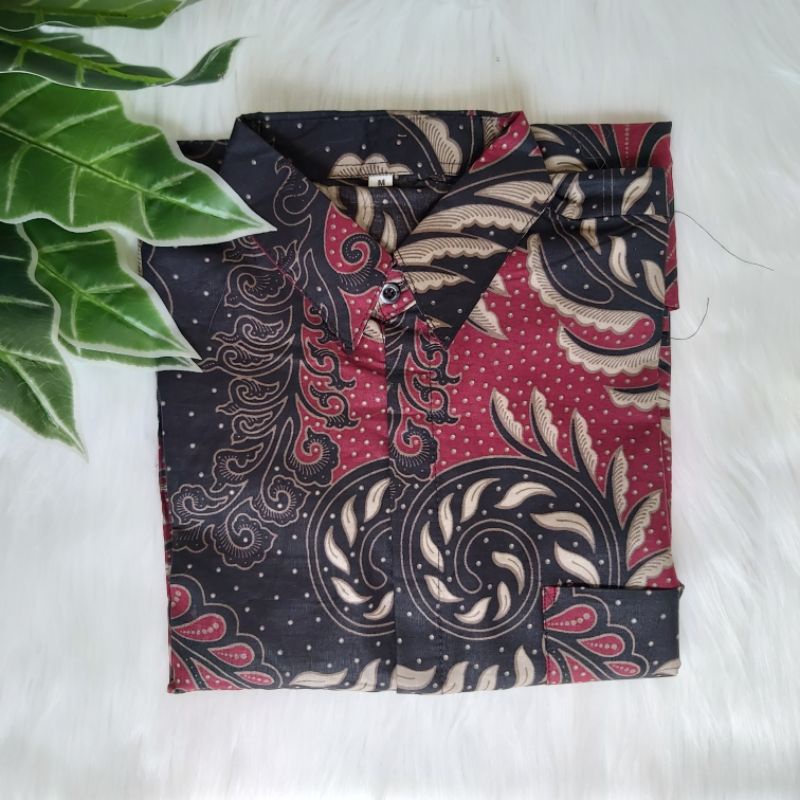 Batik Pria Lengan Panjang Maroon