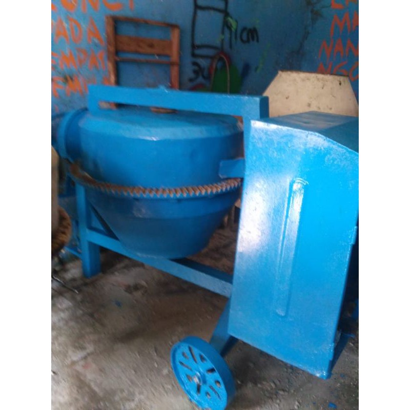 Jual Beli Mesin Molen Cor Beton Mixer Pengaduk Semen Diesel