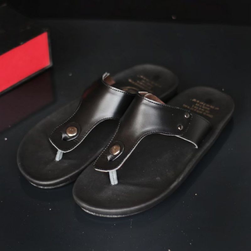 CLOVER BLACK Sandal pria kulit asli cevany original handmade sandal jepit kulit pria bisa COD