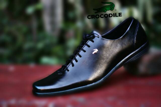 BEST SELLER/ SEPATU PRIA CROCODILE KERJA FORMAL KANTOR HITAM