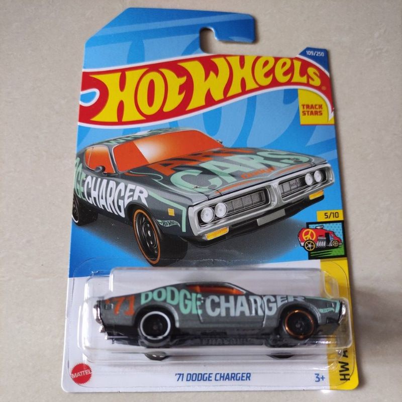 Hot Wheels '71 Dodge Charger