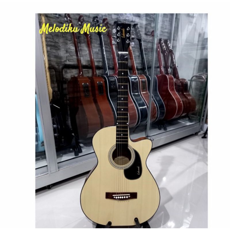 Gitar Akustik Lakewood