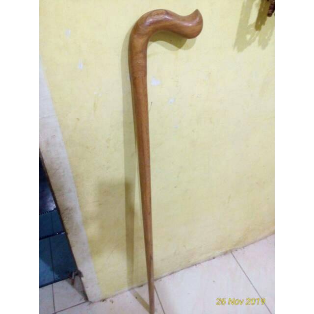 Tongkat jalan kayu galih kelor emas 001