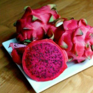 

BUAH NAGA FRESH (1kg)