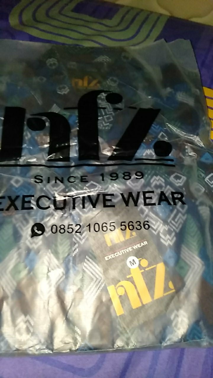 Kemeja Batik Premium Pria Lengan Panjang Hitam Slimfit Long Batik Songket Black Murah Distro