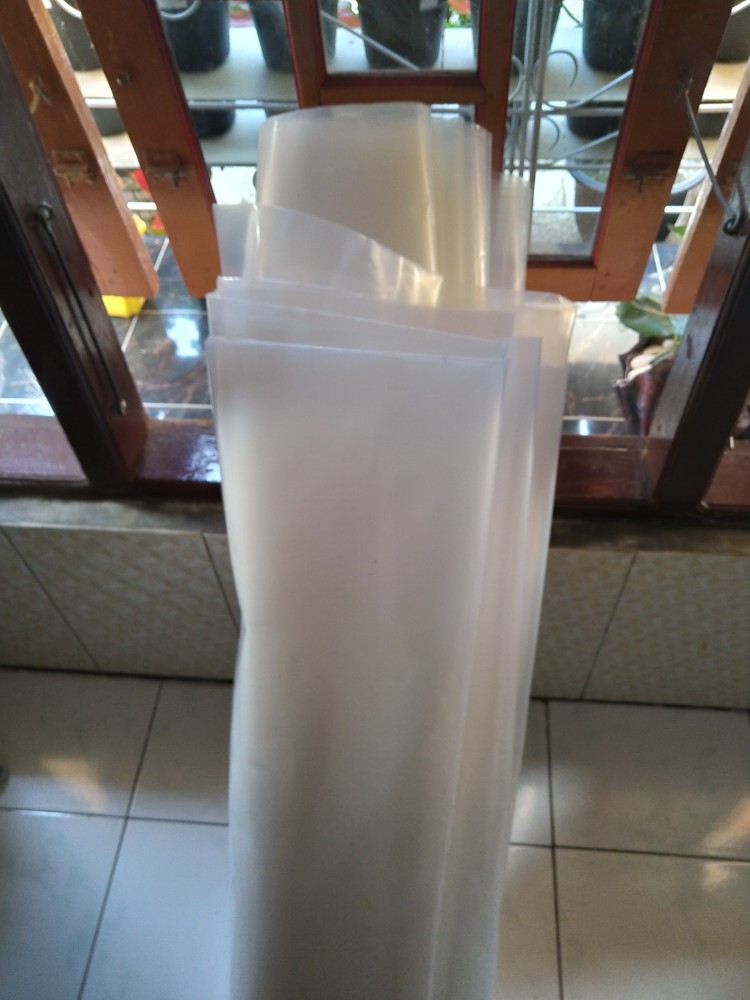 Plastik Uv Green House Ukuran 200 Micron 14 Persen Lebar 4 Meter - 4 M X 1 M