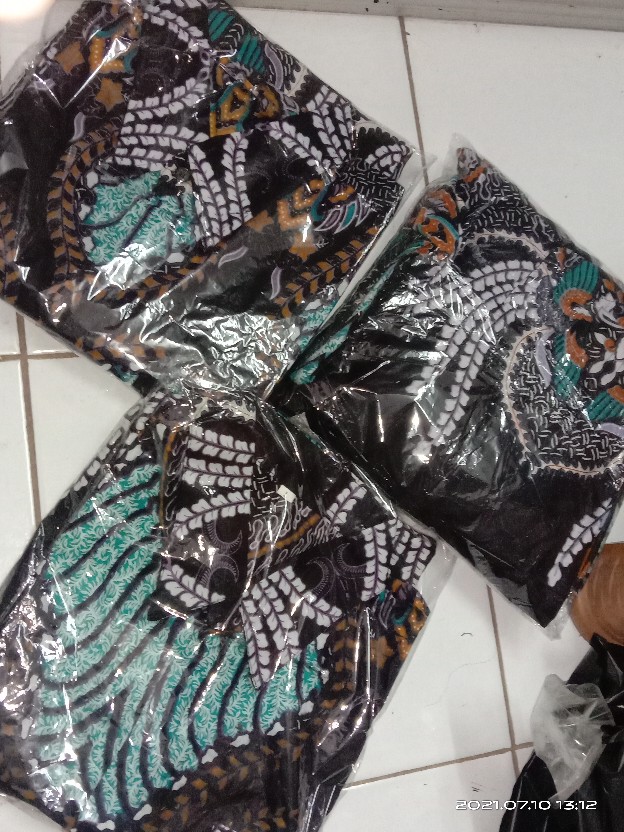Batik Couple Keluarga Sania Ruffle Ori Ndoro Jowi Dnt Motif Maduijo