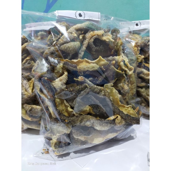 

[PO] Krupuk Kulit Ikan Salmon Matang 200gram goreng